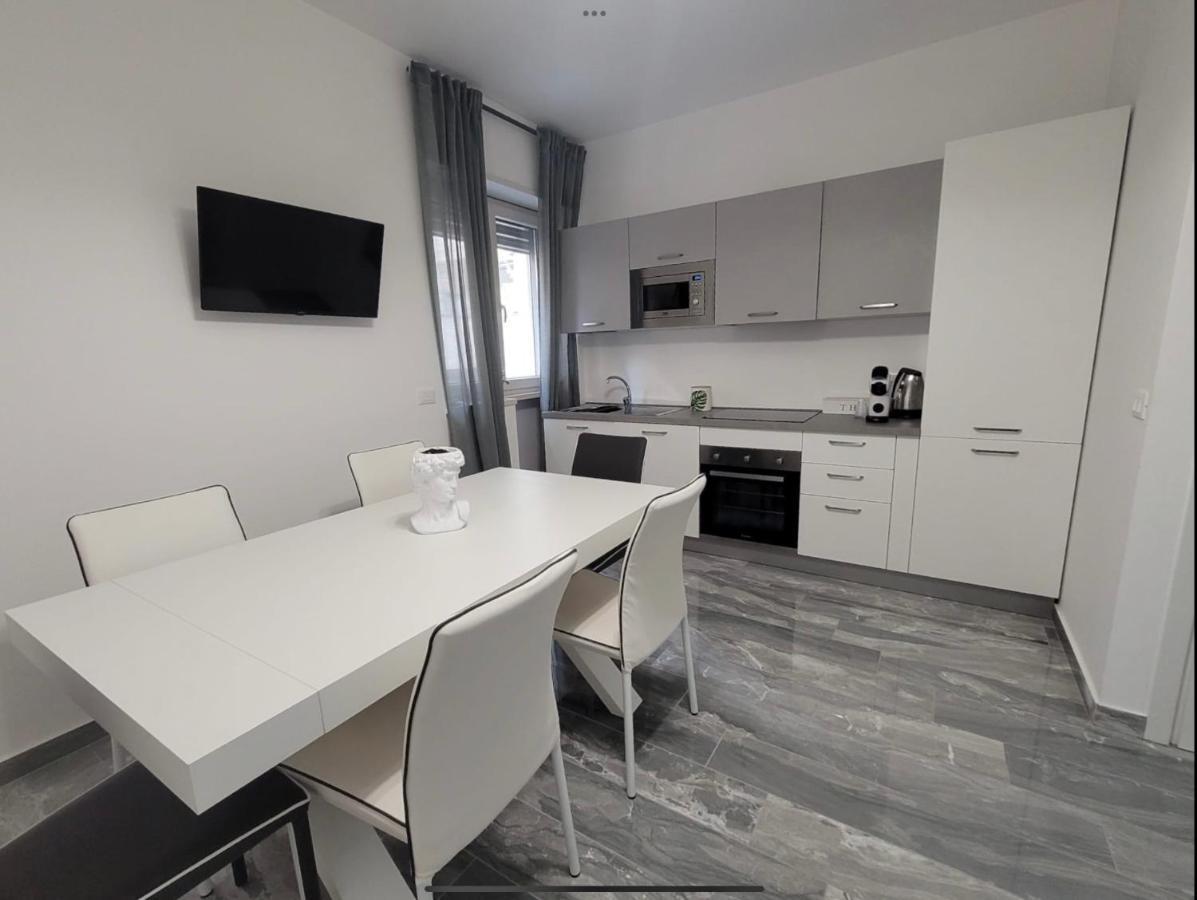 Vatican Inside Apartment Рим Екстер'єр фото